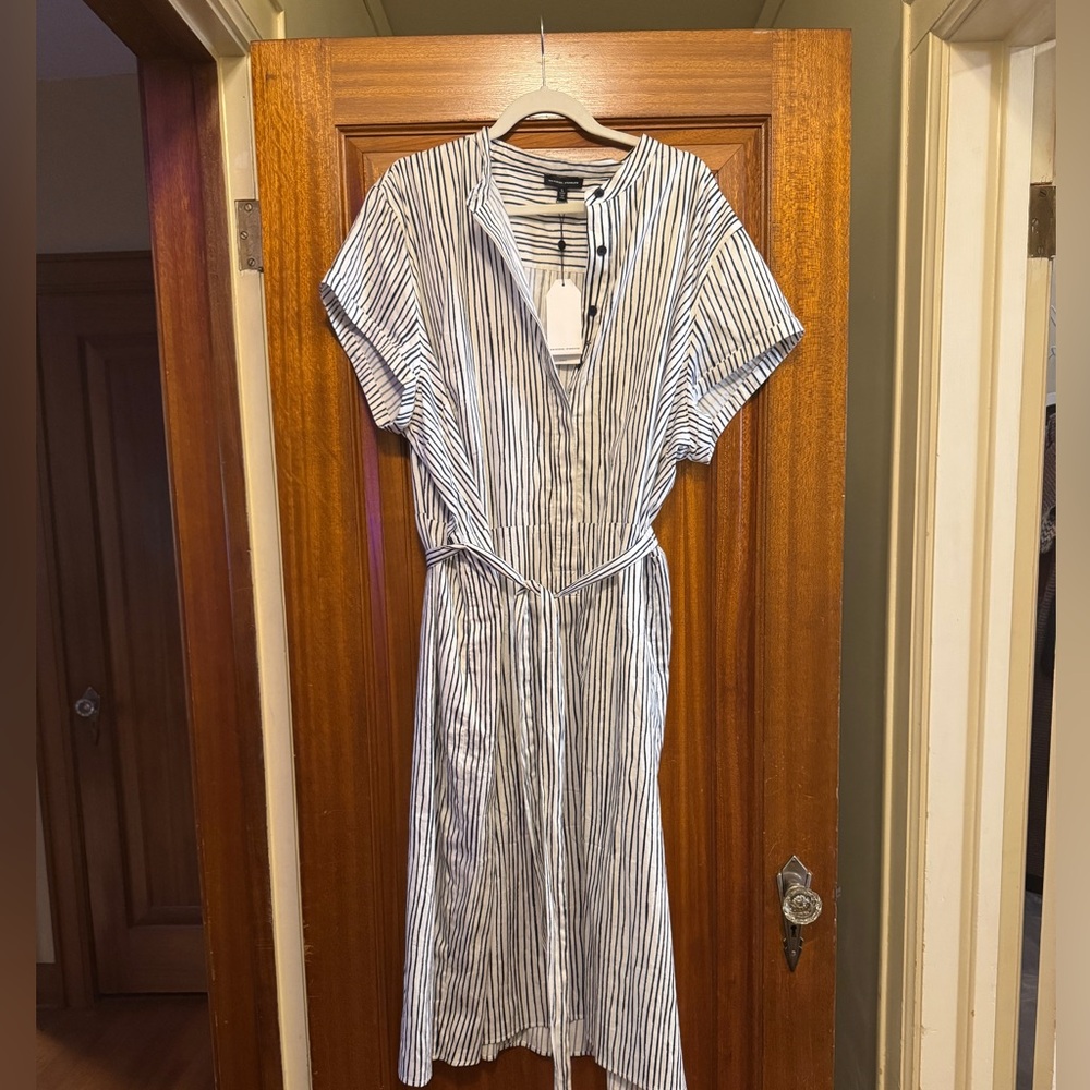 Universal Standard dress, size L.